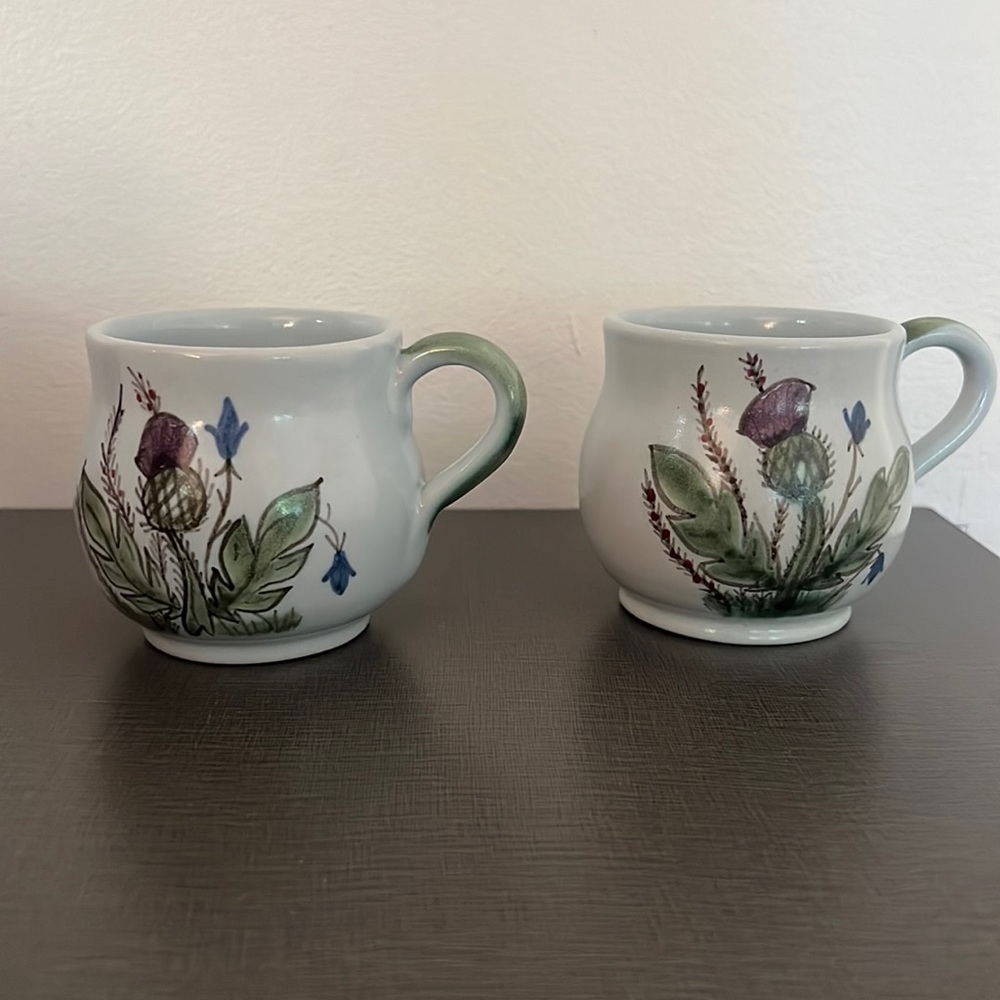 2 Buchan Portobello Scotland ThistleWare Stoneware 3” Cup/Mug Hand Painted.